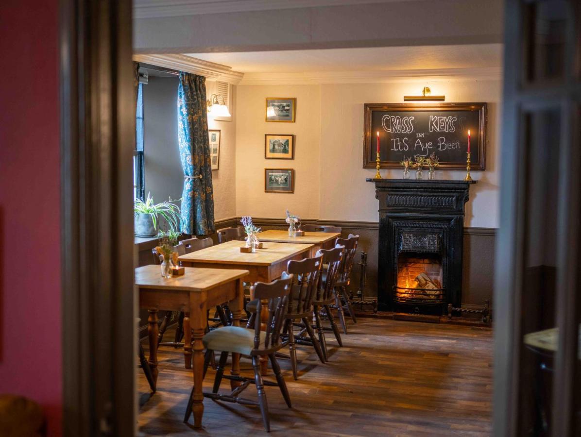 Cross Keys Inn Ettrickbridge Ettrickbridge End Екстер'єр фото