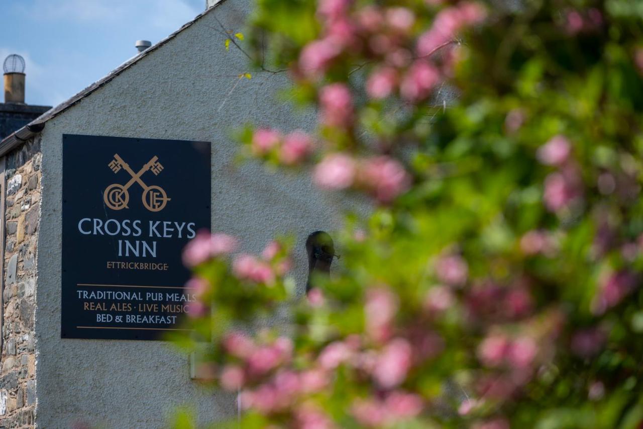 Cross Keys Inn Ettrickbridge Ettrickbridge End Екстер'єр фото