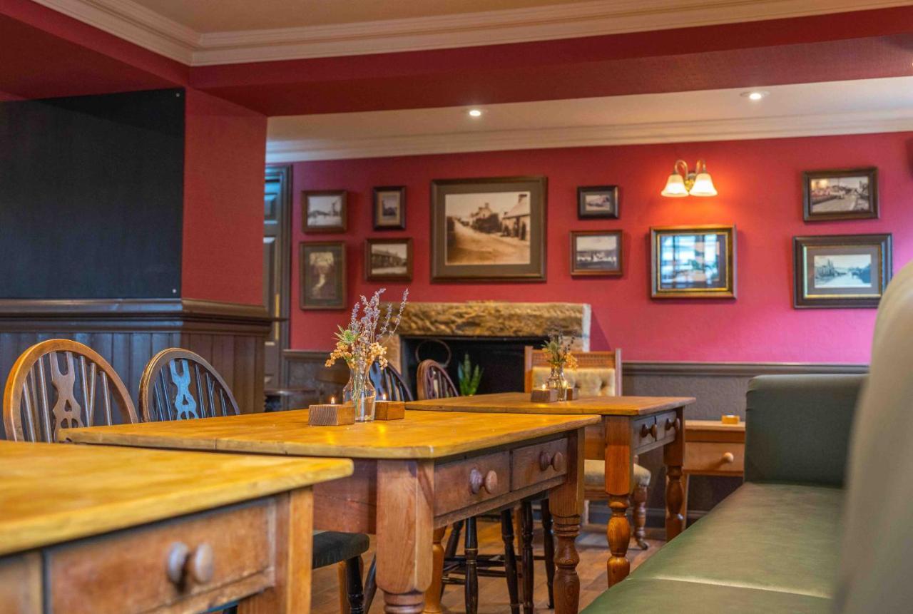 Cross Keys Inn Ettrickbridge Ettrickbridge End Екстер'єр фото